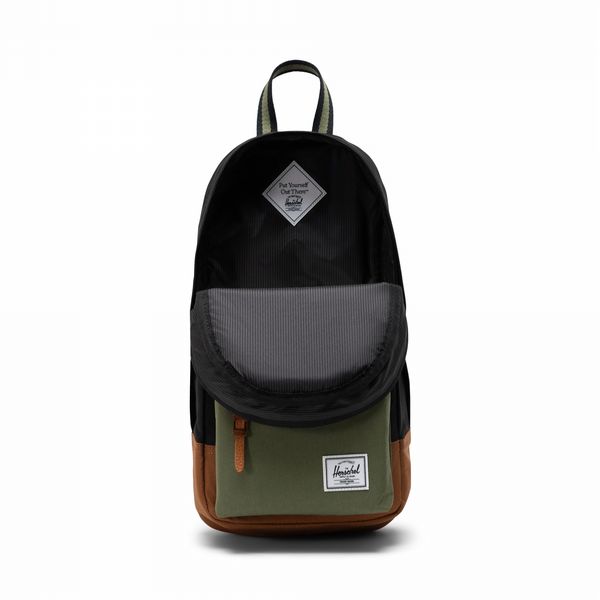 Herschel Heritage™ Shoulder Bag Black/Four Leaf Clvr/Sddle Brn