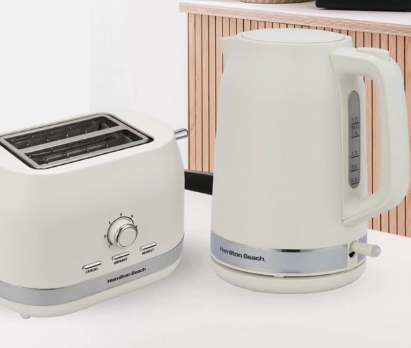 Hamilton Beach Ella Kettle & 2 Slice Toaster Bundle Latte